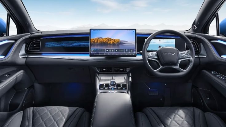 BYD Sealion interior